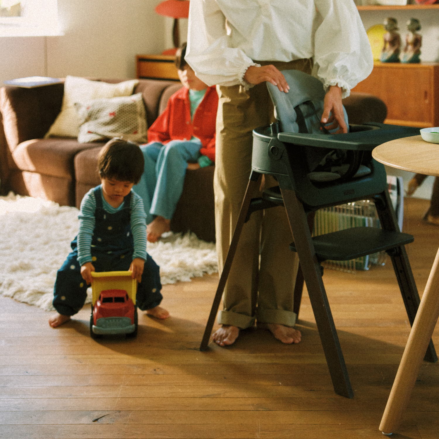 Steps High Chair - Black