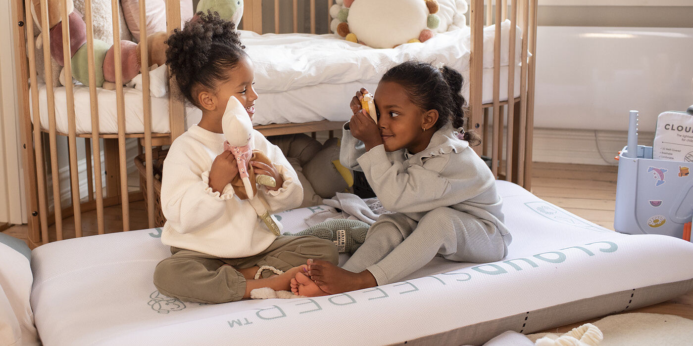 Buy Stokke JetKids Cloudsleeper Cloudsleeper Ride-on Suitcase